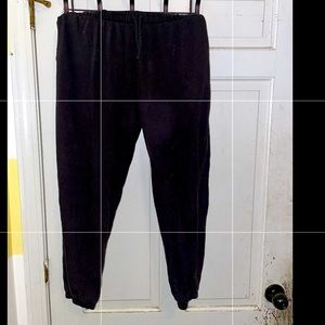 They are joggers. You shouldn’t buy them if you are under 5,4